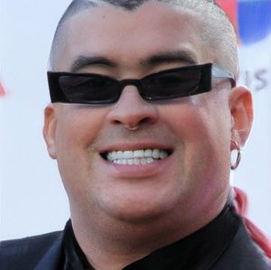 Meet your Posher, Toni